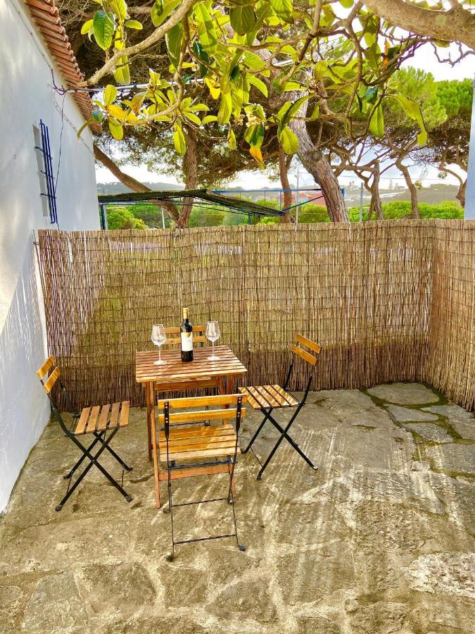 Pine & Apple Sintra Beach House Коларес Экстерьер фото